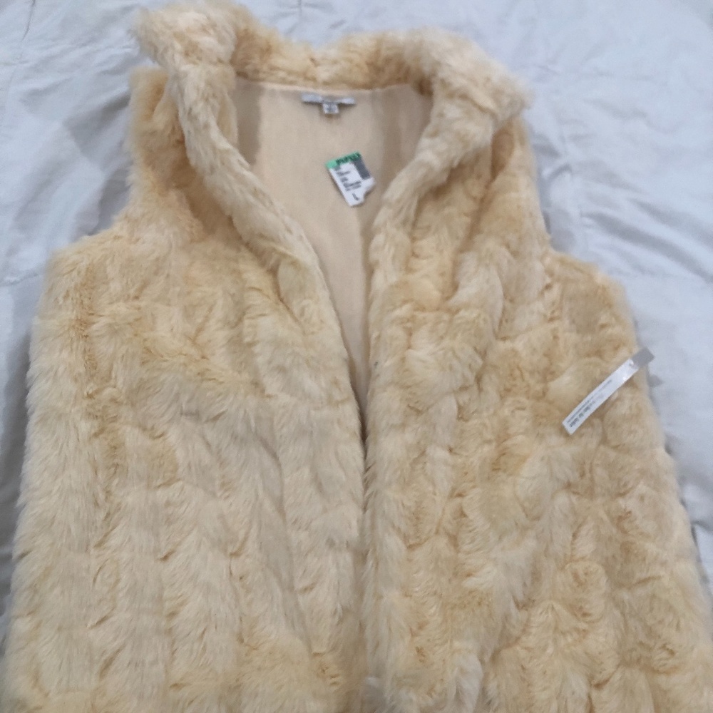Papaya Faux fur cream vest
